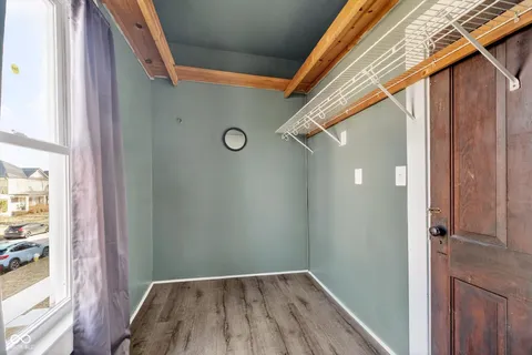 $250,000 | 2446 Carrollton Avenue, Indianapolis, IN 46205