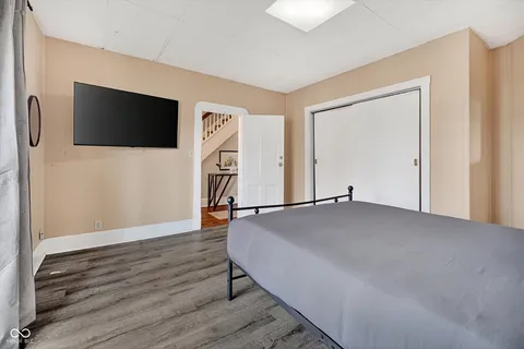 $250,000 | 2446 Carrollton Avenue, Indianapolis, IN 46205