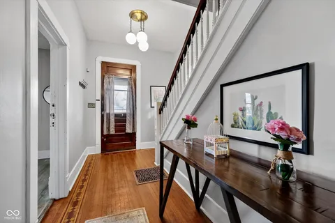 $250,000 | 2446 Carrollton Avenue, Indianapolis, IN 46205