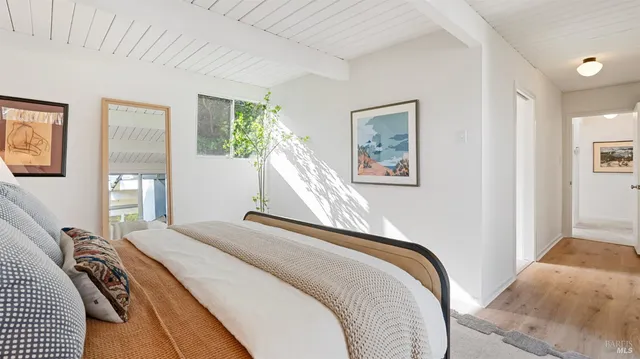 $1,275,000 | 835 Pine Lane, San Rafael, CA 94903