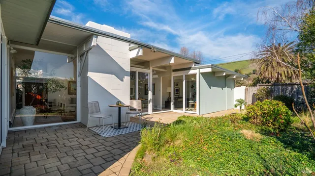 $1,275,000 | 835 Pine Lane, San Rafael, CA 94903