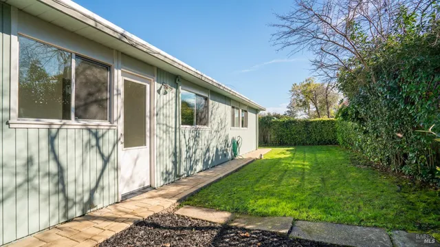 $1,275,000 | 835 Pine Lane, San Rafael, CA 94903