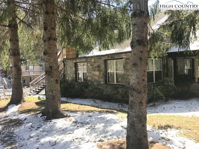 226-228 Beech Haven Road Banner Elk, NC 28604 - Photo 6 of 20