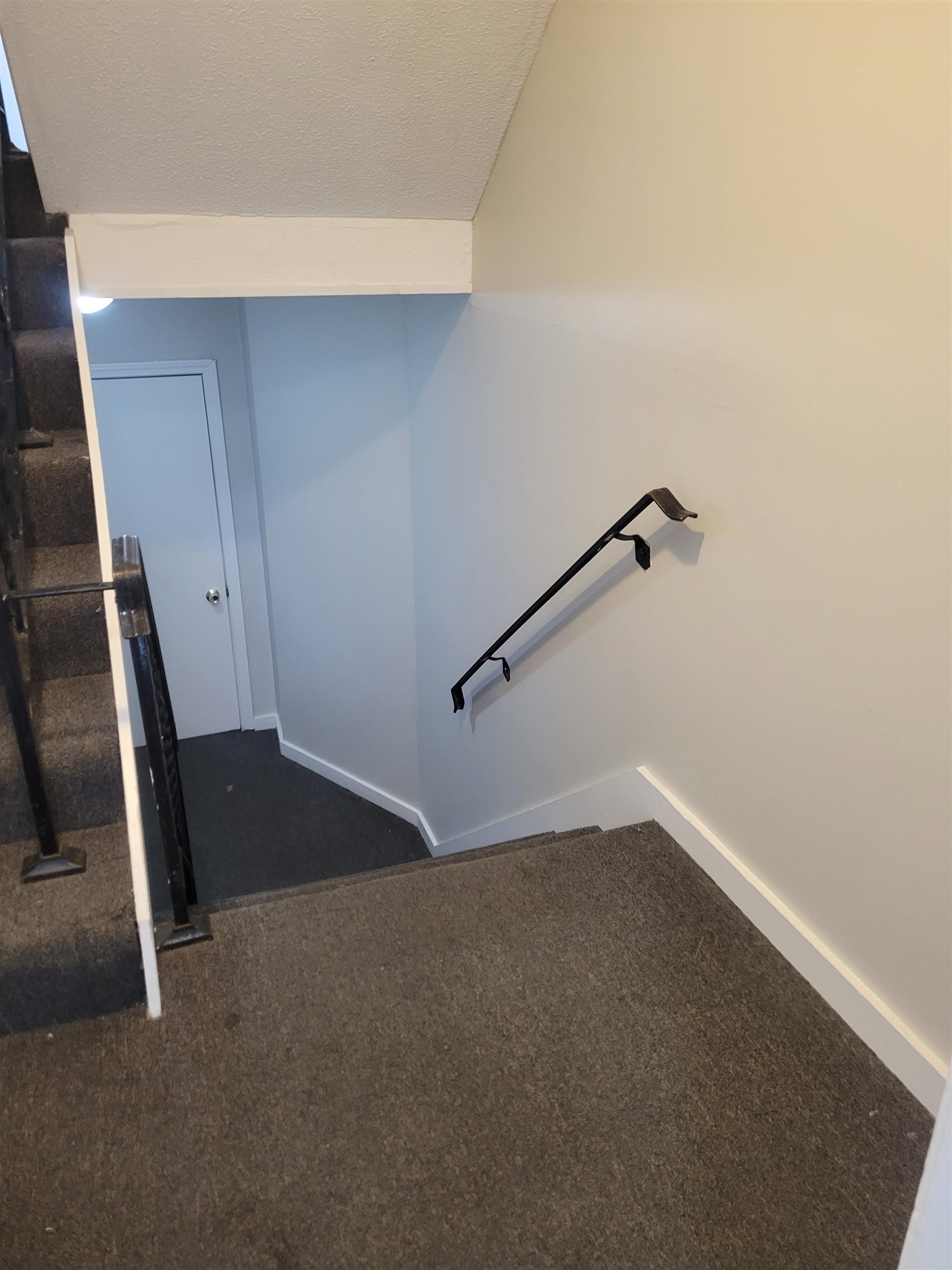 1345 Bodwell Road, Unit 6 Manchester, NH 03109 - Photo 10 of 15 Gallery Image 10