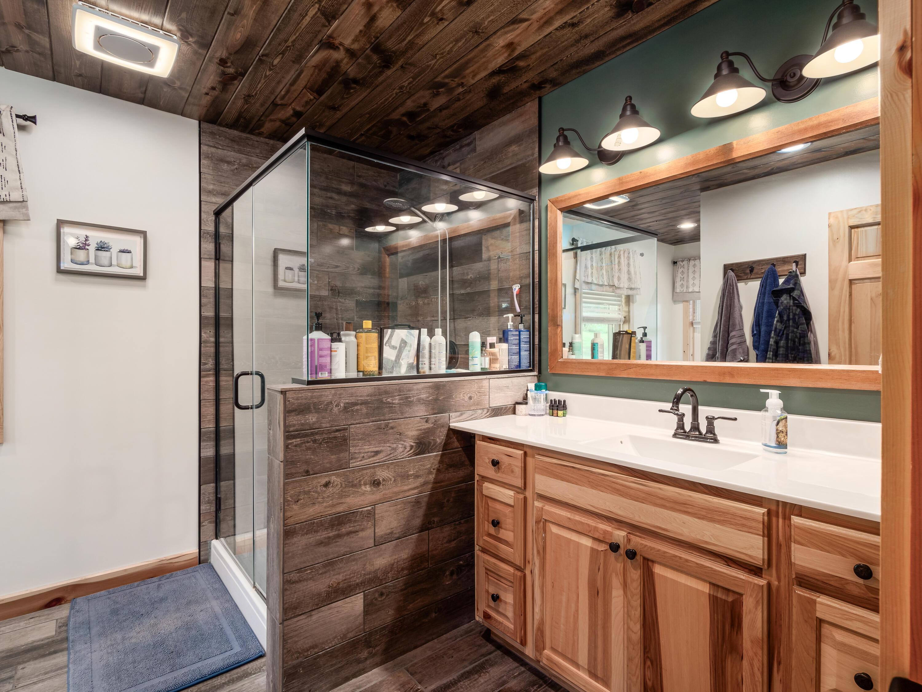 62063 Savage Road Cambridge, OH 43725 - Photo 21 of 49 24-z 62063 Savage051