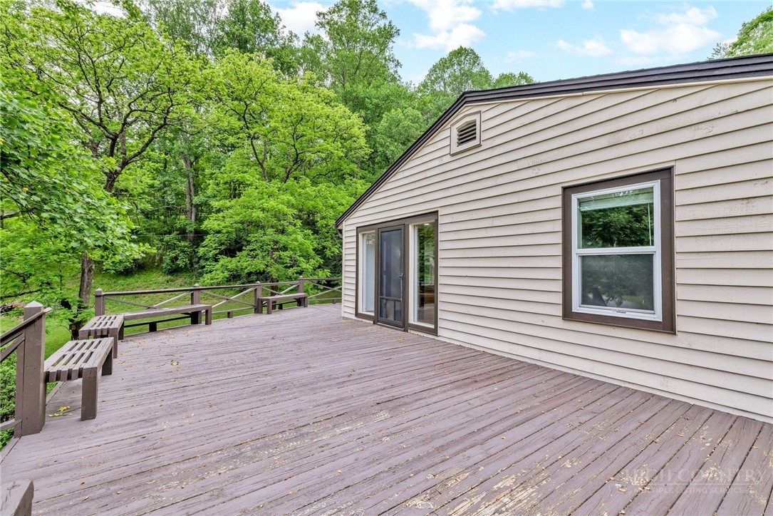 7 Legra Road Grassy Creek, NC 28631 - Photo 31 of 36