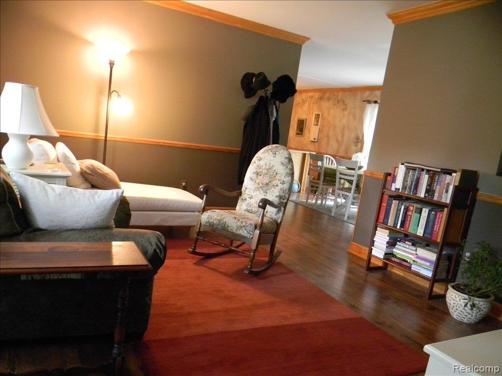 125 Wimpole Drive Rochester, MI 48309 - Photo 3 of 20 living room