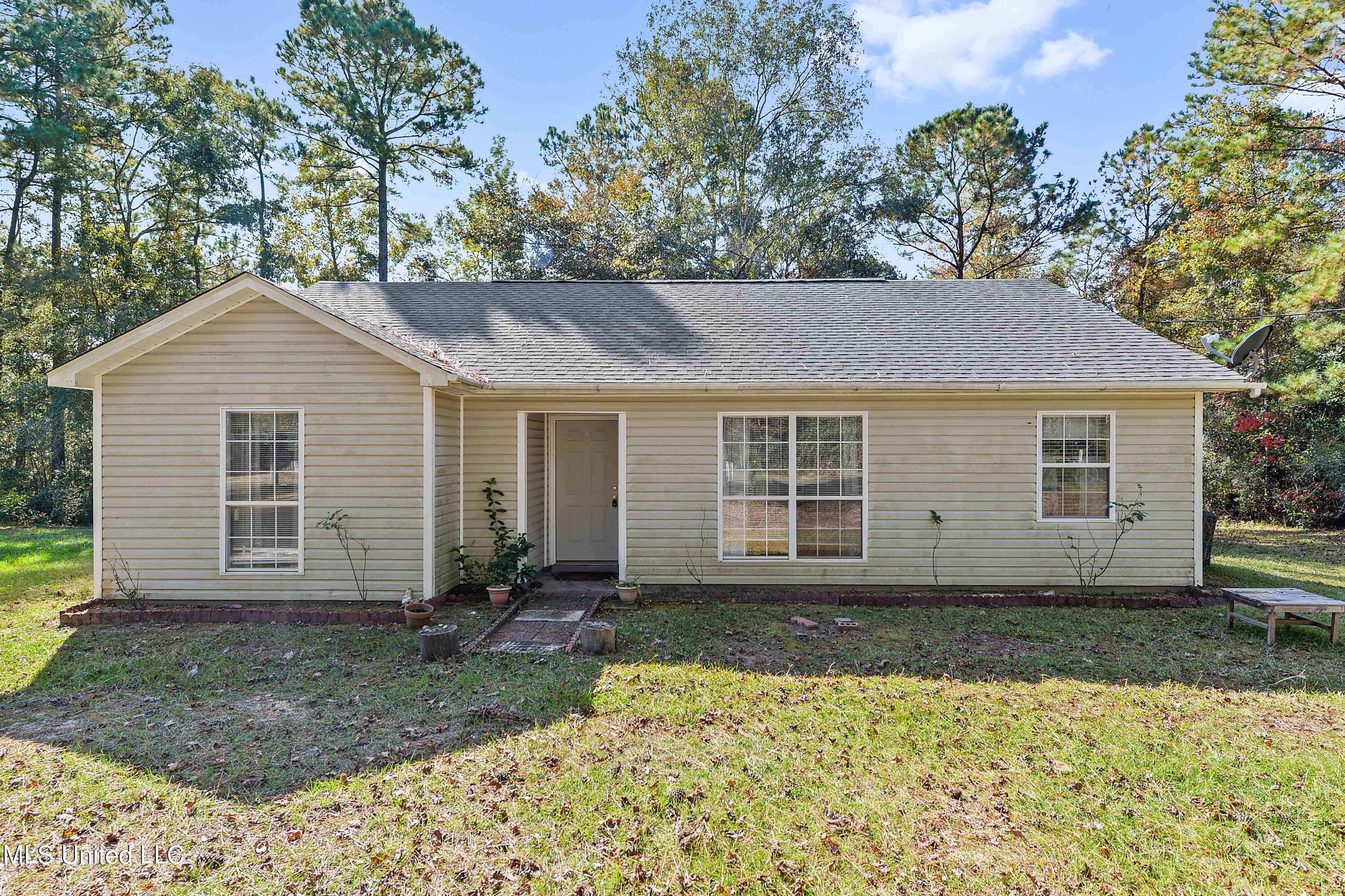 174 John Willis Road Wiggins, MS 39577 - Photo 1 of 21 001 (14)