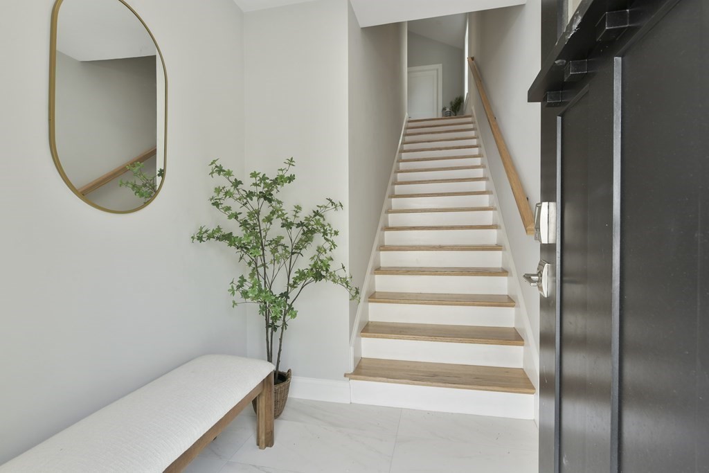 25 Locust Street, Unit 2 Winthrop, MA 02152 - Photo 21 of 29