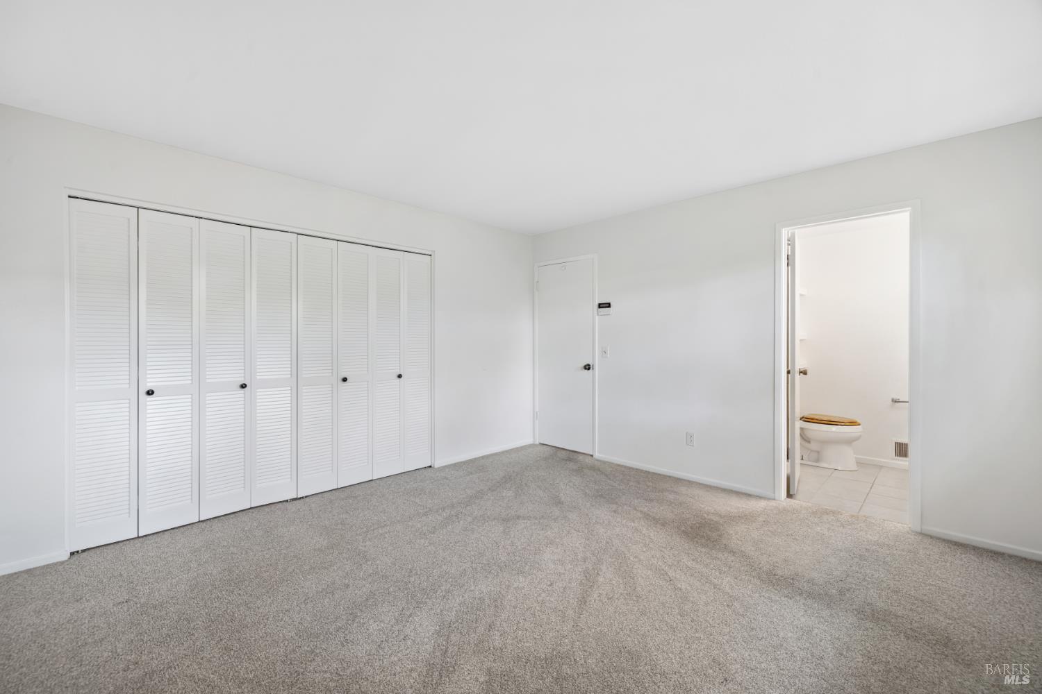 6 Oakhurst Place Santa Rosa, CA 95409 - Photo 22 of 42 a view of an empty room