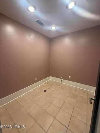 $550 | 2206 Mossy Oaks Road, Unit 1, Beaufort, SC 29902