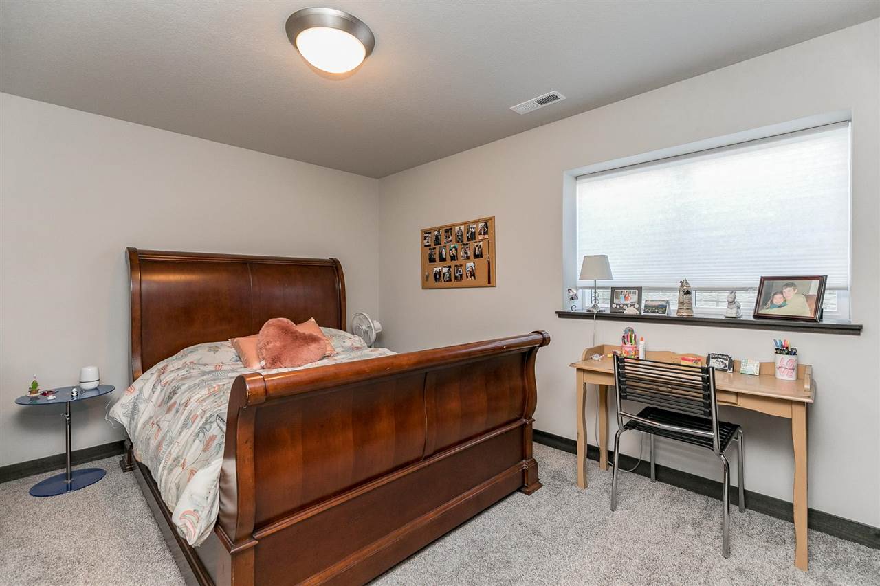 1139 Kettering Road Marion, IA 52302 - Photo 38 of 44 Gallery Image 38