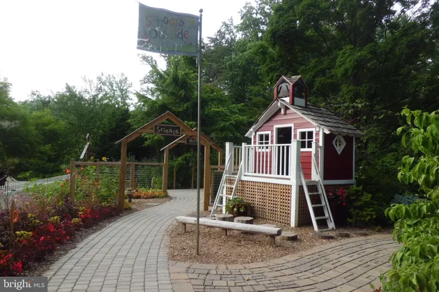 $3,350 | 3808 Delano Street, Silver Spring, MD 20902