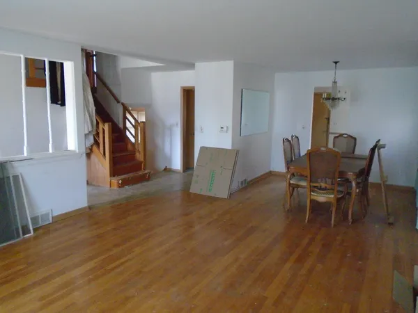 $399,900 | 8524 Ottawa Avenue, Niles, IL 60714