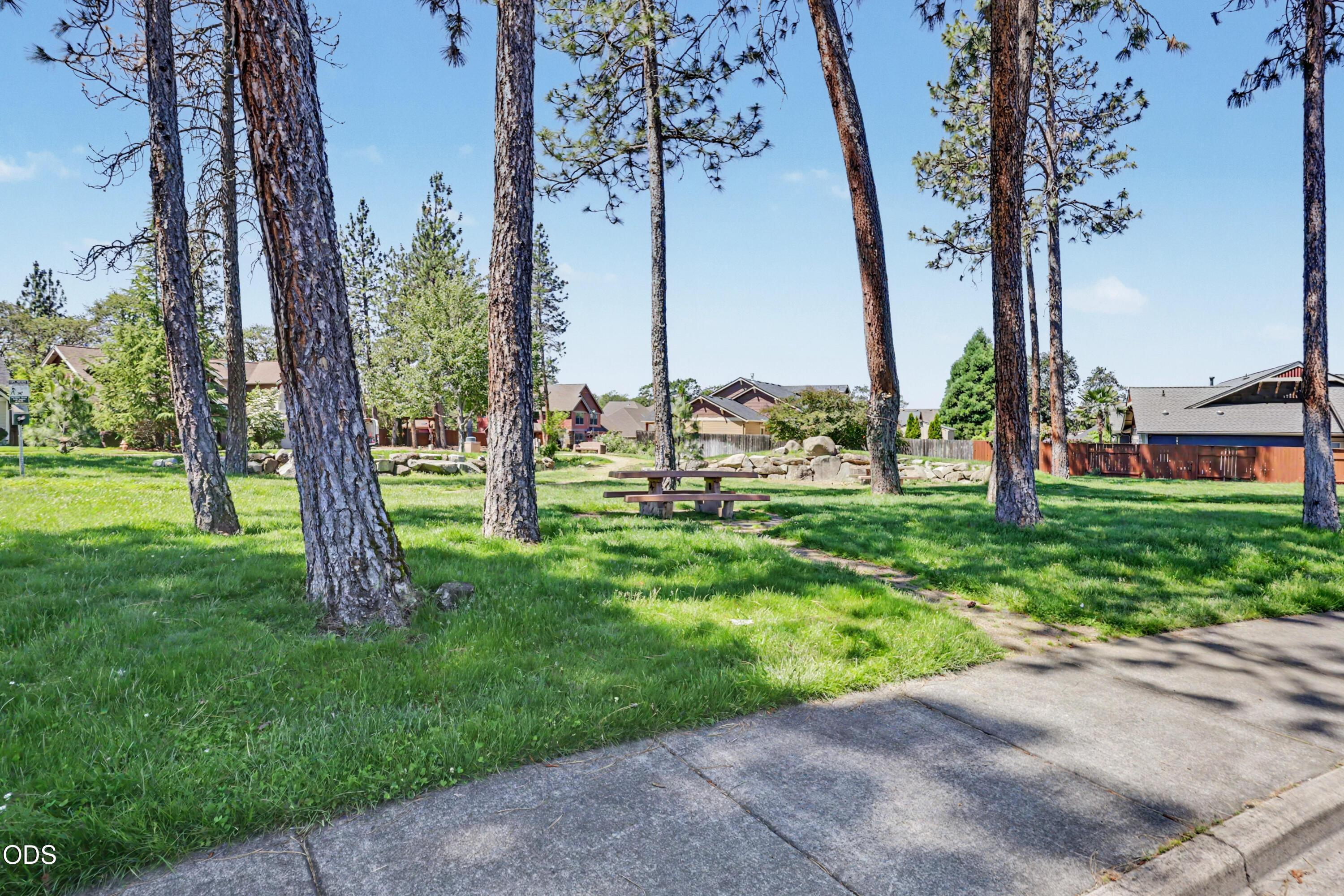 225 Echo Way Eagle Point, OR 97524 - Photo 59 of 63