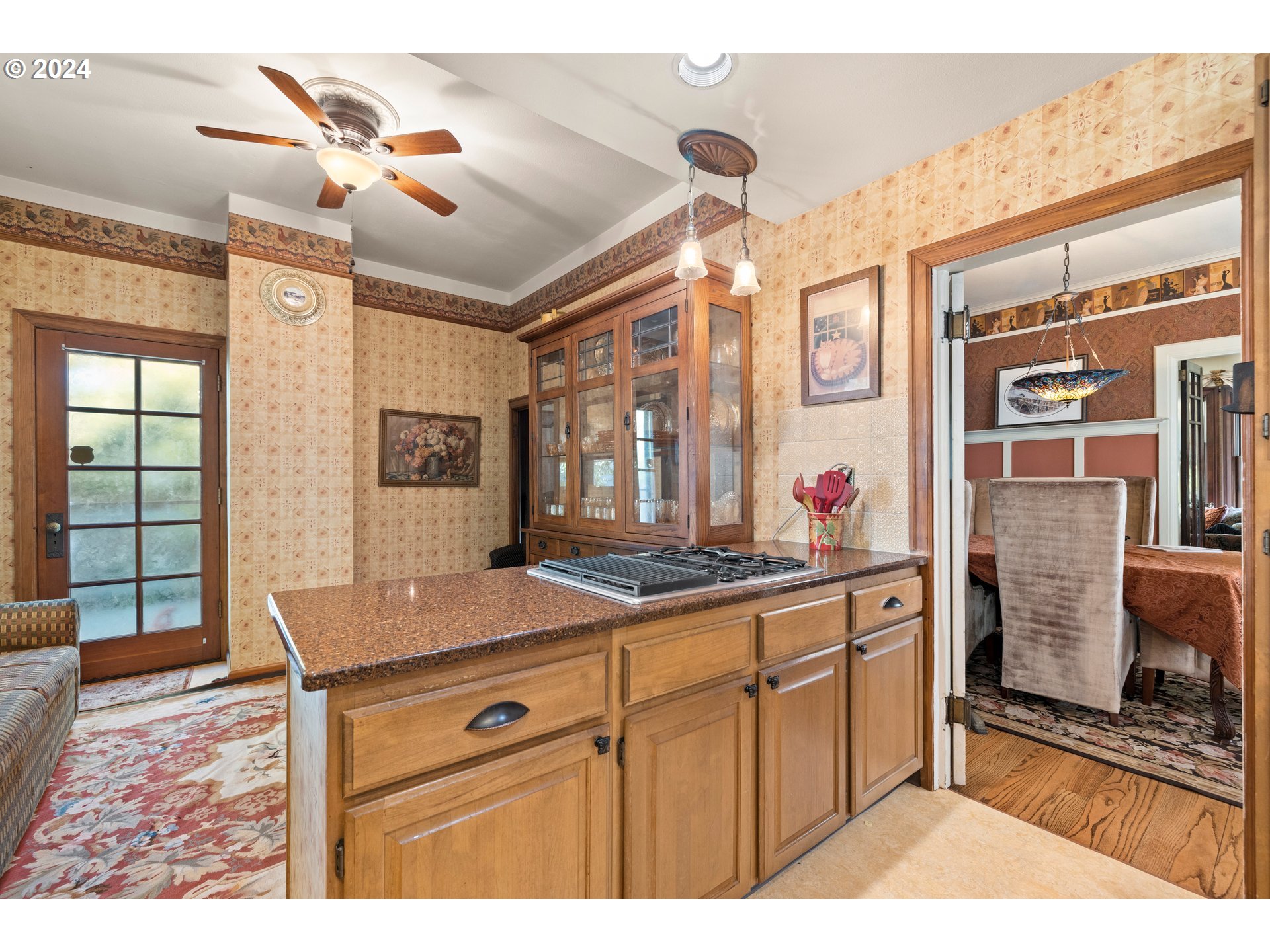 1927 Northeast 16th Avenue Portland, OR 97212 - Photo 23 of 43 a kitchen that has a lot of cabinets in it