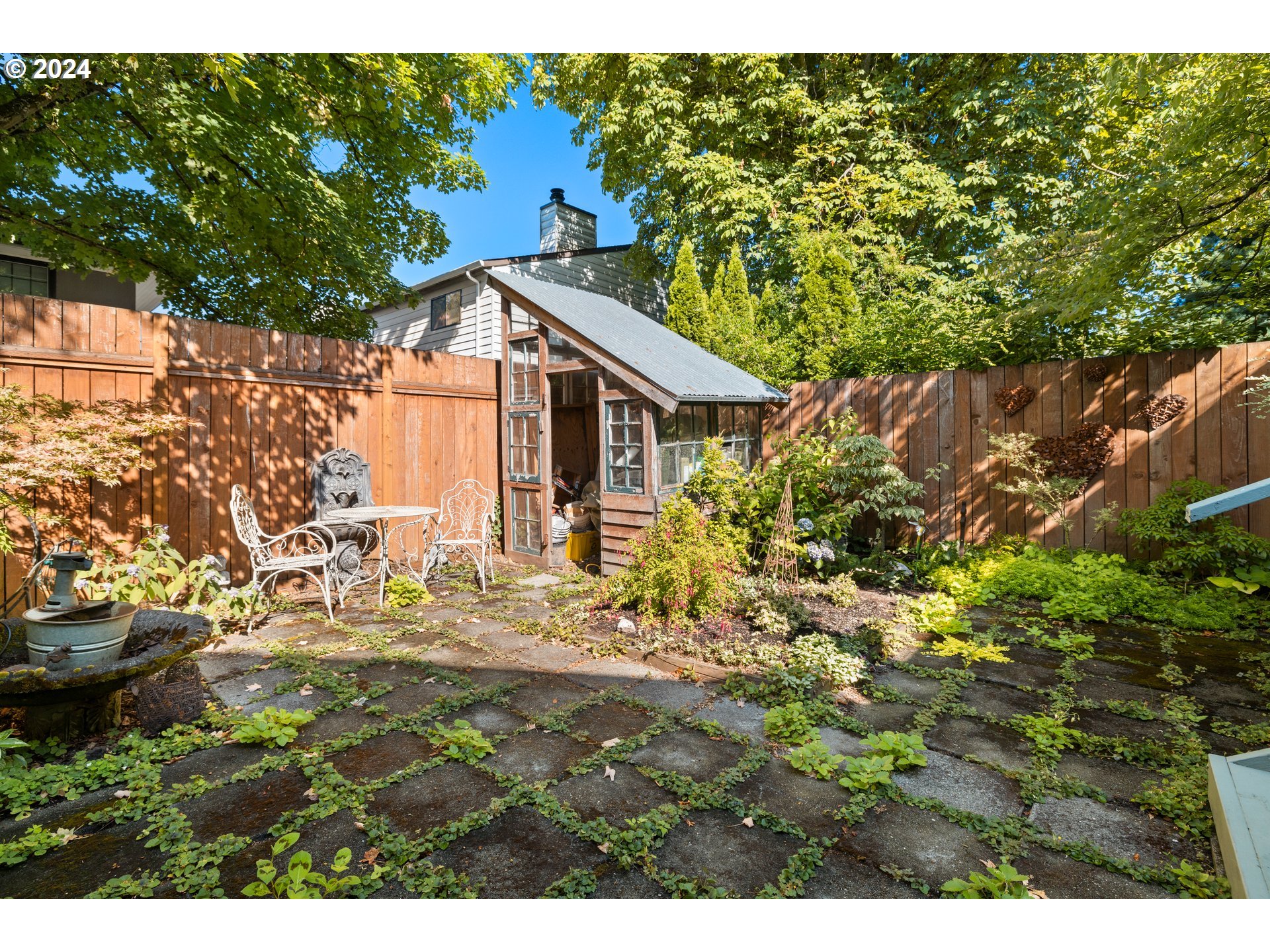 1927 Northeast 16th Avenue Portland, OR 97212 - Photo 37 of 43 a view of outdoor space and yard