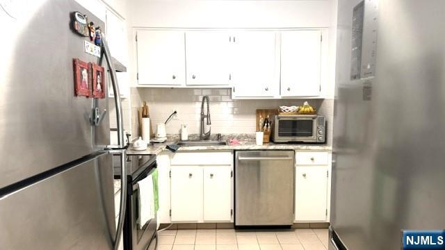 1111 River Road, Unit B11 Edgewater, NJ 07020 - Photo 8 of 12 Gallery Image 8