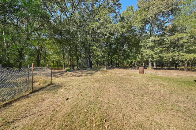 a view of outdoor space