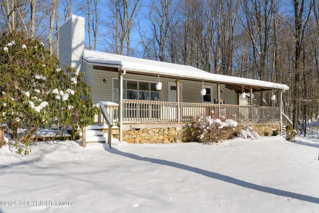 $249,000 | 8676 Twin Lake Drive, Kunkletown, PA 18058