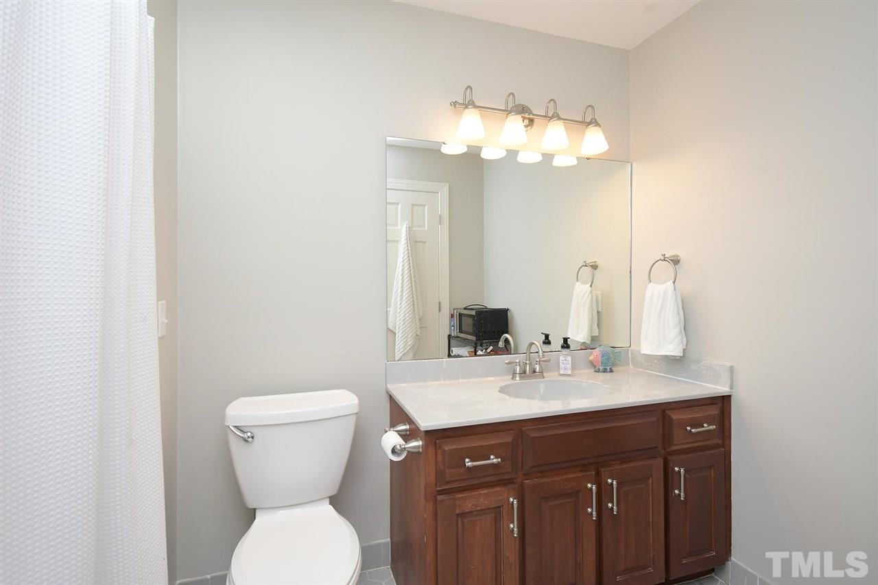 5220 Lenoraway Drive Raleigh, NC 27613 - Photo 19 of 30 Bathroom en suite in Bedroom 2. Full bath with tub/shower