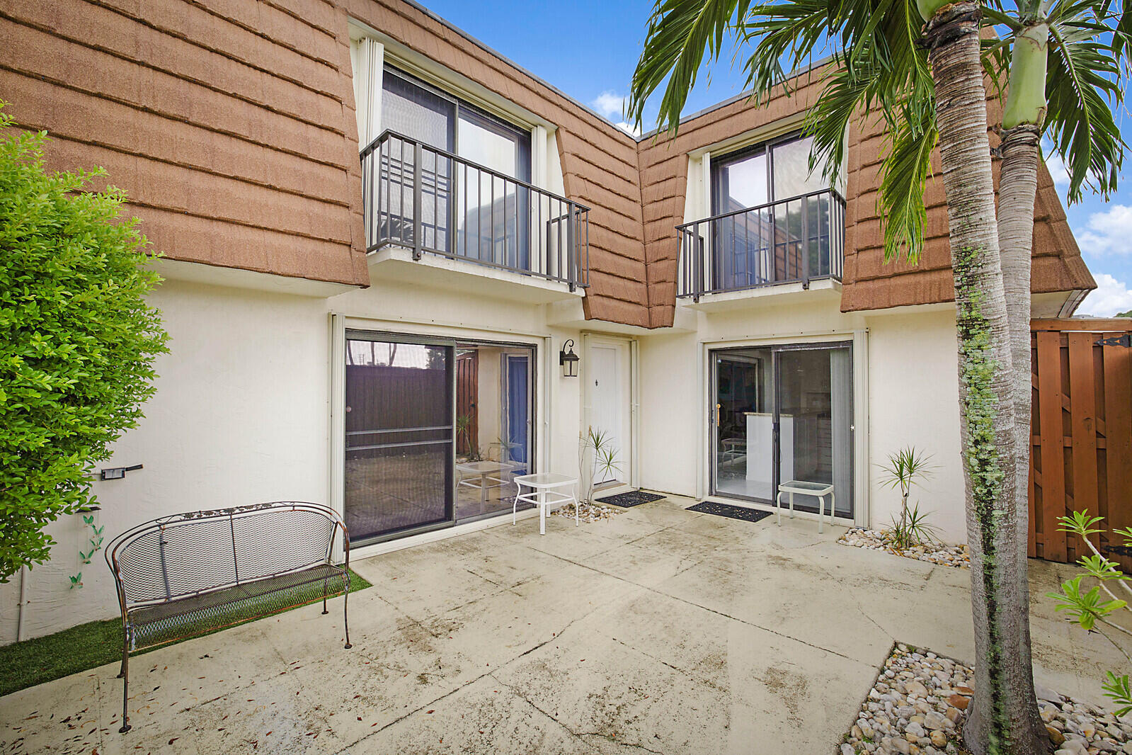 3900 County Line Road, Unit 18D Jupiter, FL 33469 - Photo 1 of 48 02_3900_County_Line_Road_18_D2_mls