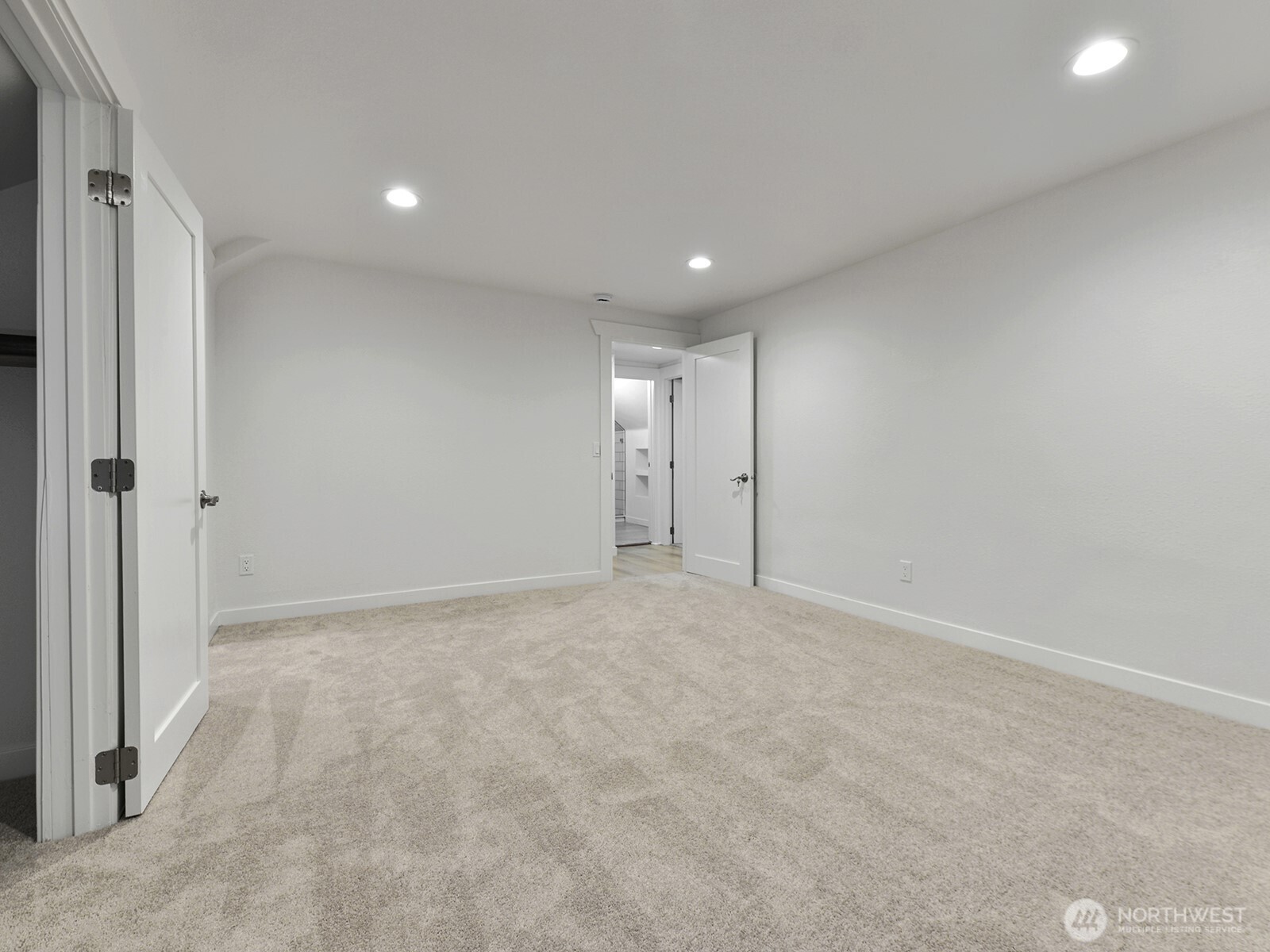 3437 15th Avenue South Seattle, WA 98144 - Photo 18 of 35