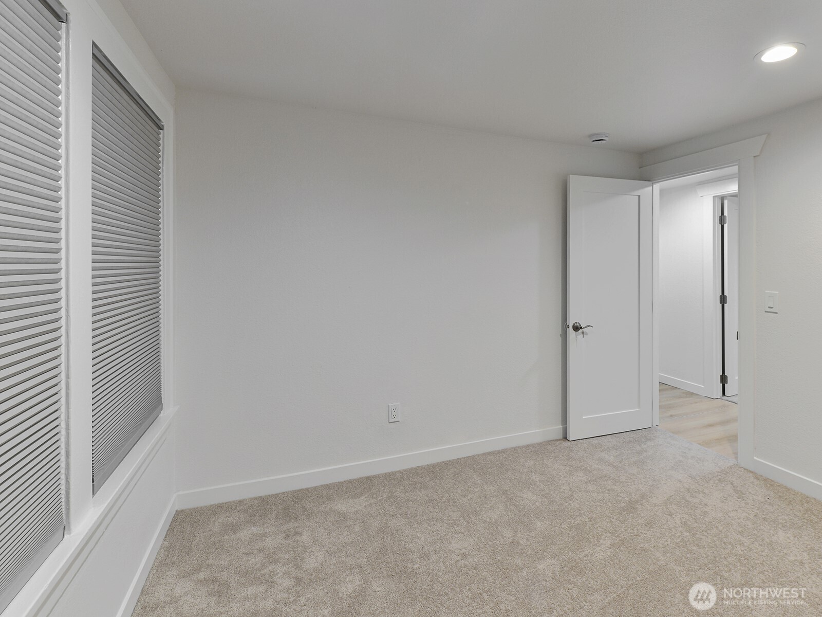 3437 15th Avenue South Seattle, WA 98144 - Photo 25 of 35