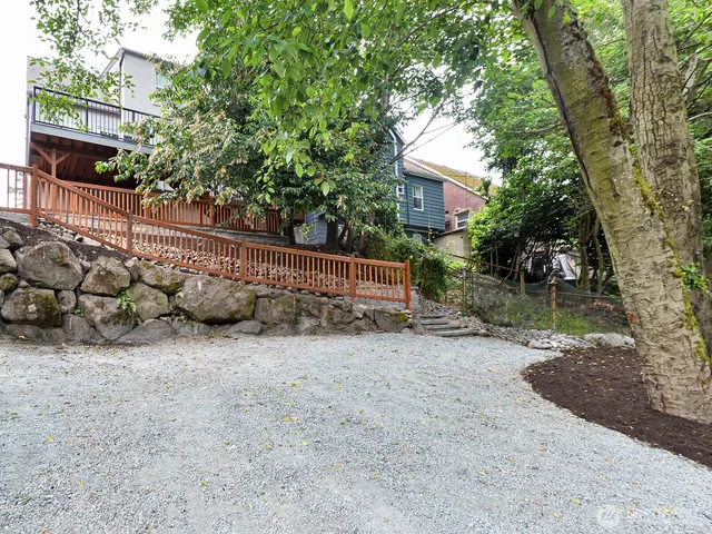 $899,995 | 3437 15th Avenue South, Seattle, WA 98144