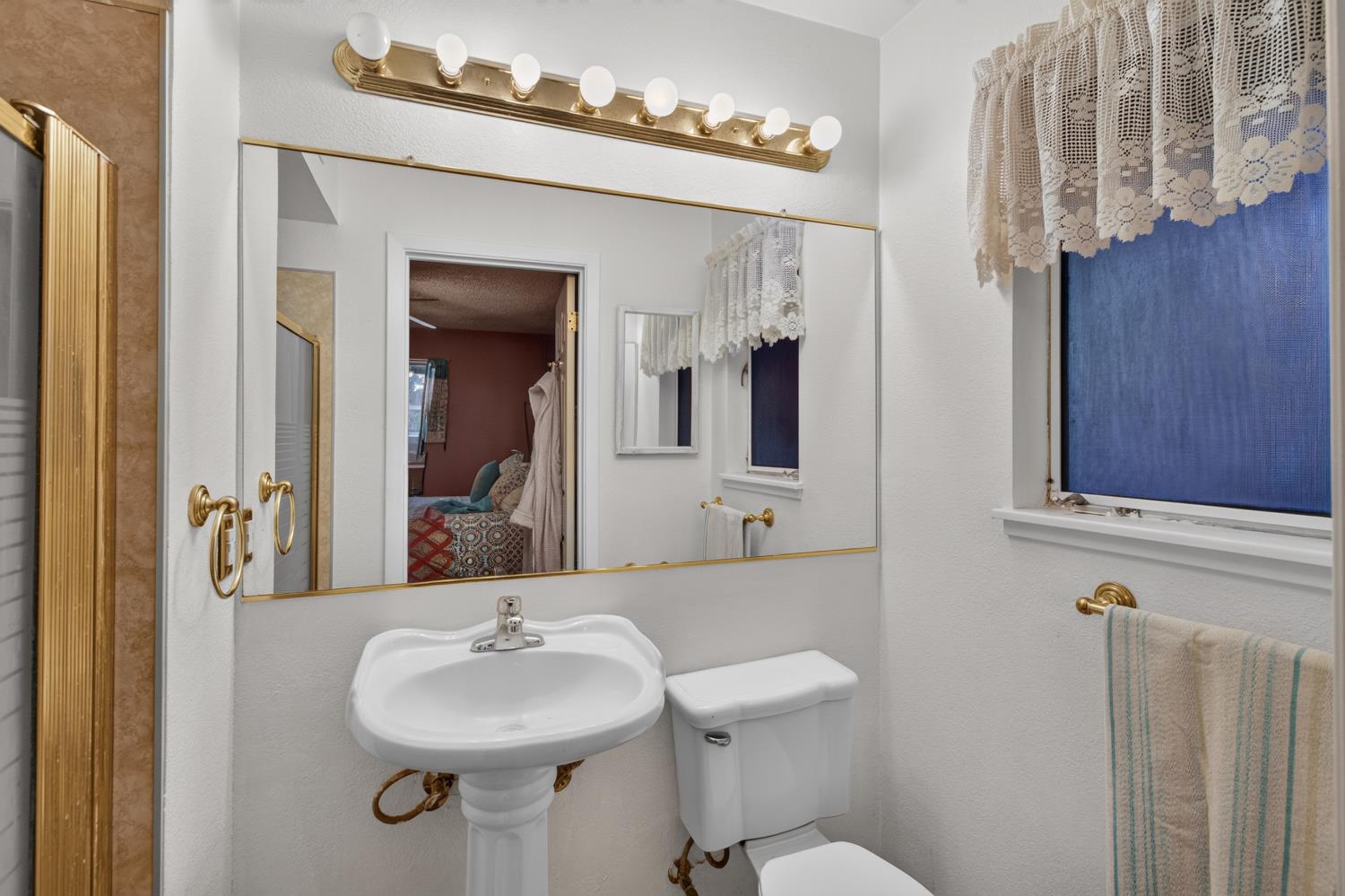 5000 Patric Way Carmichael, CA 95608 - Photo 27 of 51 Gallery Image 27