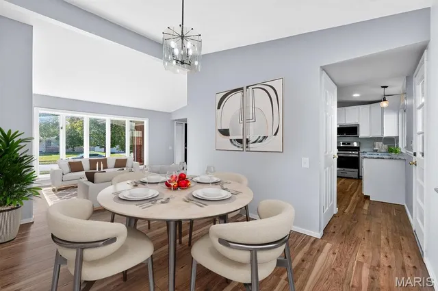 $249,900 | 1565 Aintree Drive, Florissant, MO 63033