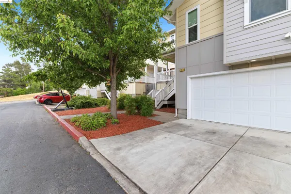 $730,000 | 117 Kingswood Lane, Martinez, CA 94553
