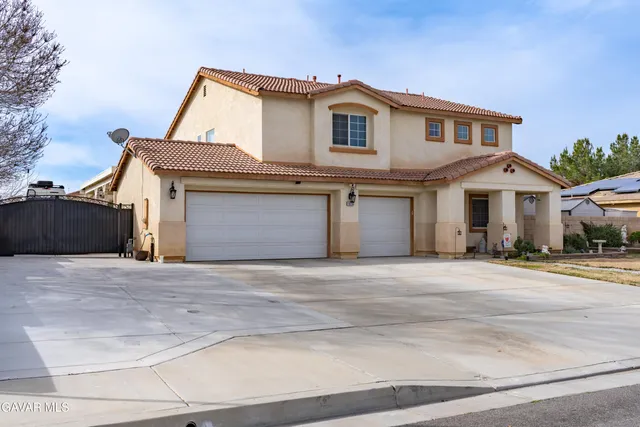 $525,000 | 1616 Thomas Drive, Lancaster, CA 93535