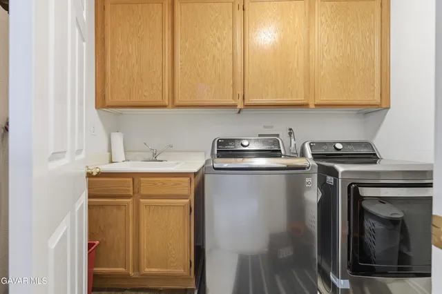 $525,000 | 1616 Thomas Drive, Lancaster, CA 93535