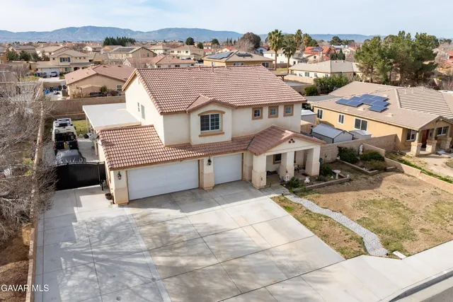 $525,000 | 1616 Thomas Drive, Lancaster, CA 93535