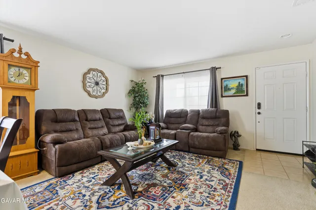 $525,000 | 1616 Thomas Drive, Lancaster, CA 93535