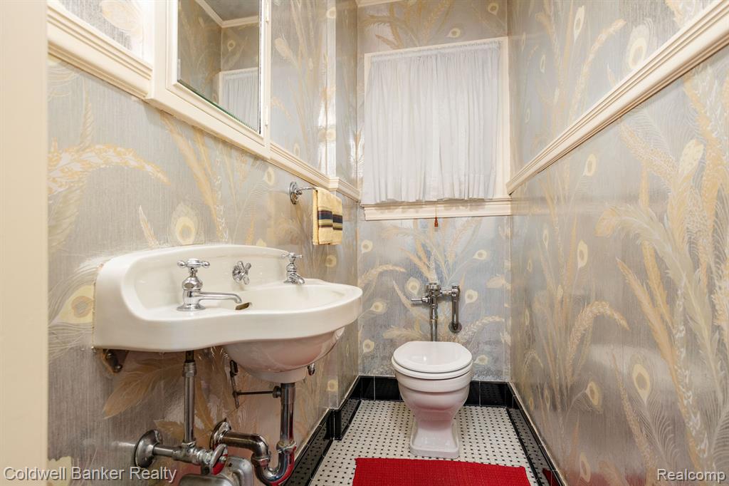 868 Whittier Road Grosse Pointe Park, MI 48230 - Photo 14 of 48