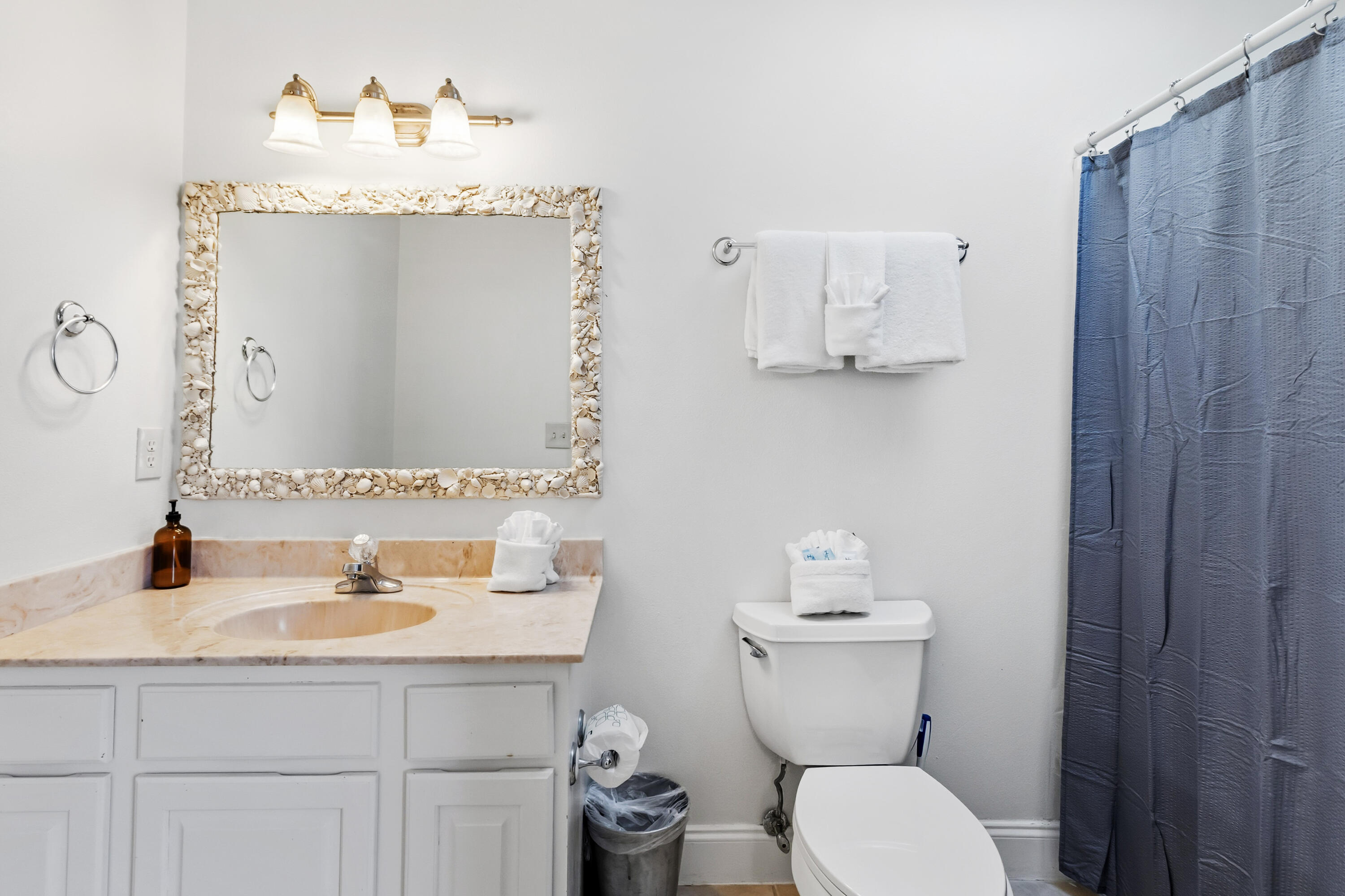 4579 Luke Avenue Destin, FL 32541 - Photo 37 of 56 En Suite Bathroom