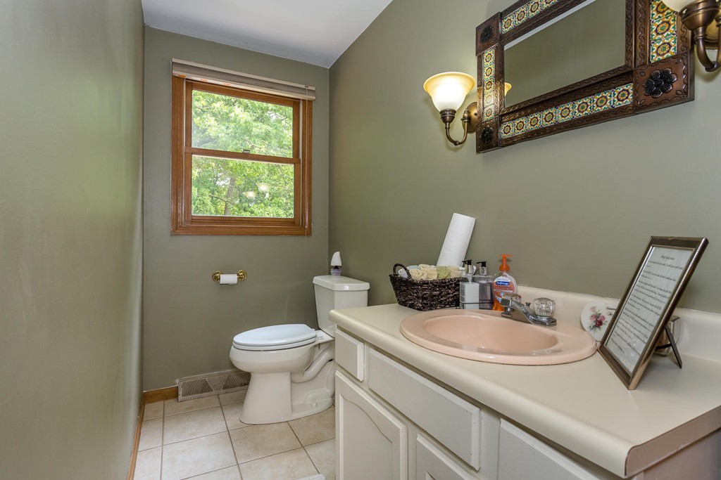 21 James Tighe Road, Unit 21 Randolph, MA 02368 - Photo 8 of 18 Gallery Image 8