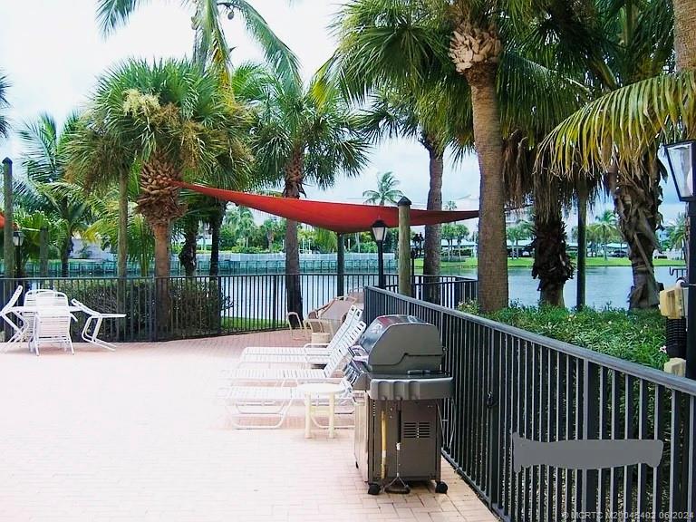 221 Northeast Plantation Road, Unit 215 Stuart, FL 34996 - Photo 75 of 83