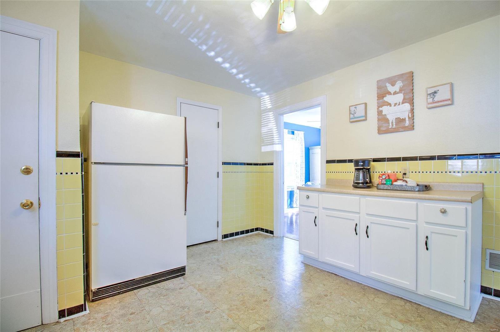 3837 Fee Fee Road Bridgeton, MO 63044 - Photo 17 of 28 Gallery Image 17