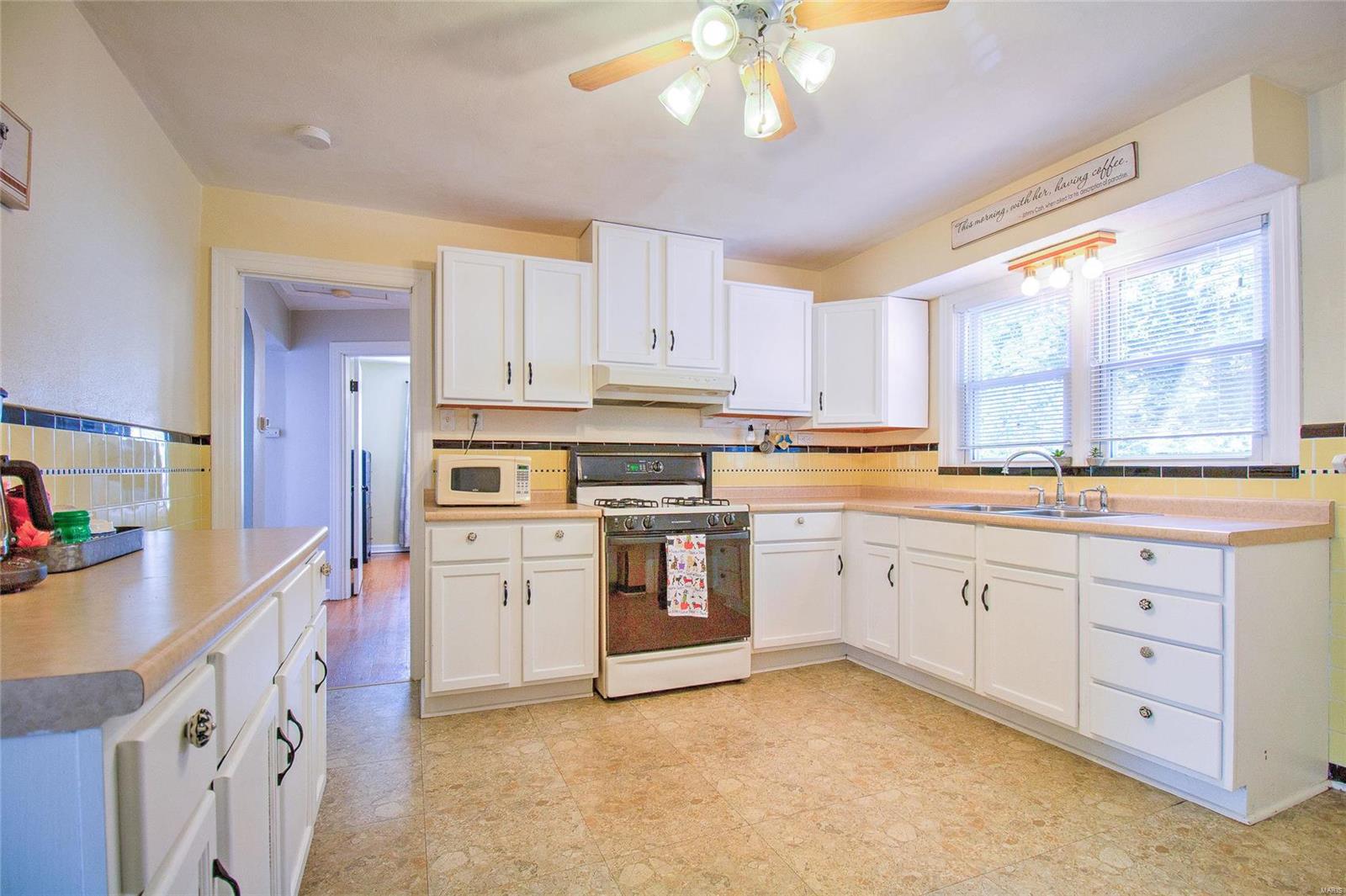 3837 Fee Fee Road Bridgeton, MO 63044 - Photo 18 of 28 Gallery Image 18