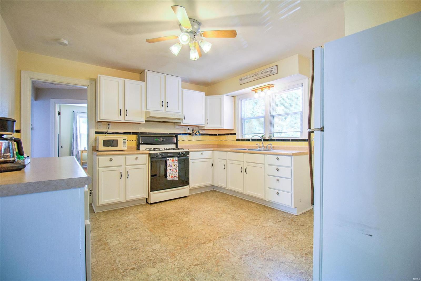 3837 Fee Fee Road Bridgeton, MO 63044 - Photo 19 of 28 Gallery Image 19