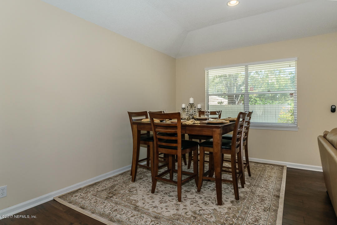 5802 Fort Sumter Road Jacksonville, FL 32210 - Photo 16 of 31 Dining Room