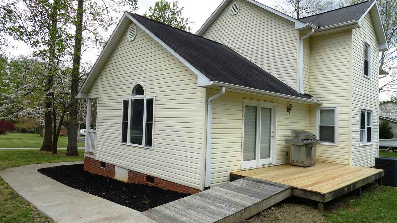 570 Edens Road Pickens, SC 29671 - Photo 3 of 36