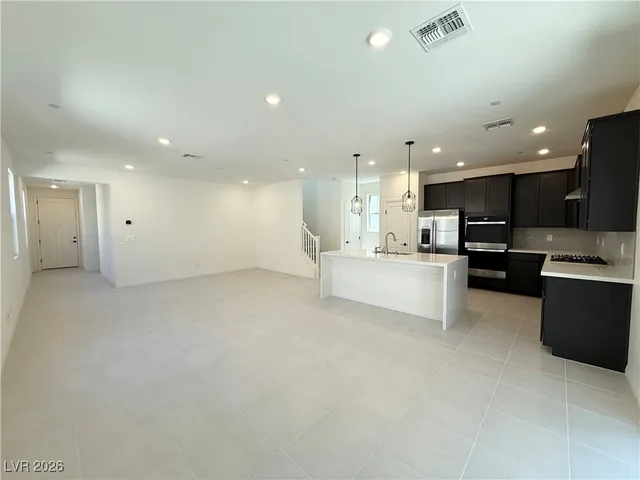 $2,910 | 599 Preston Oak Lane, Las Vegas, NV 89138