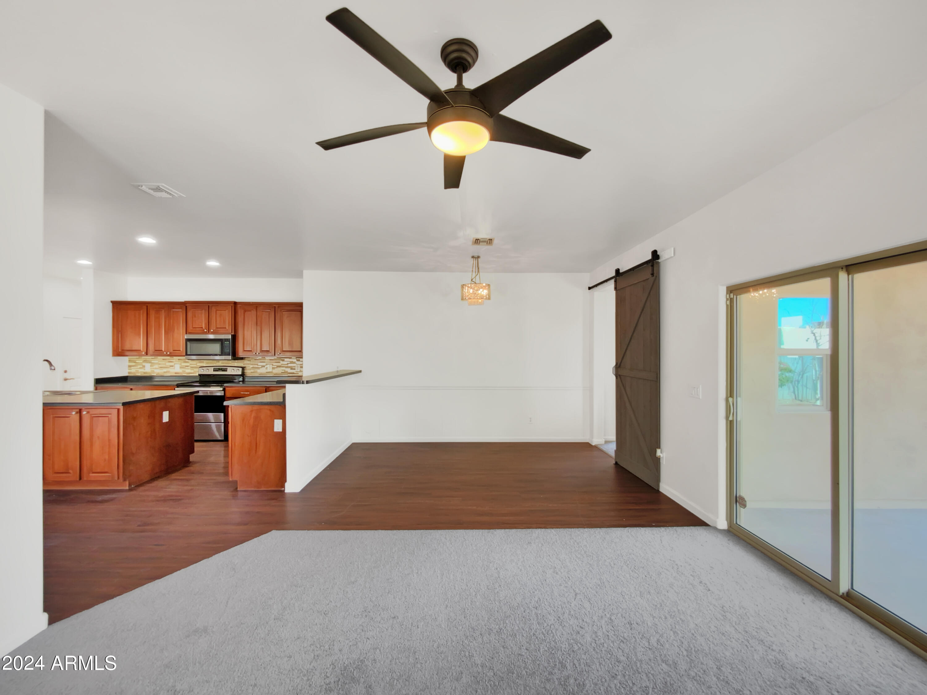 1508 East Apollo Road Phoenix, AZ 85042 - Photo 4 of 20 listing_3