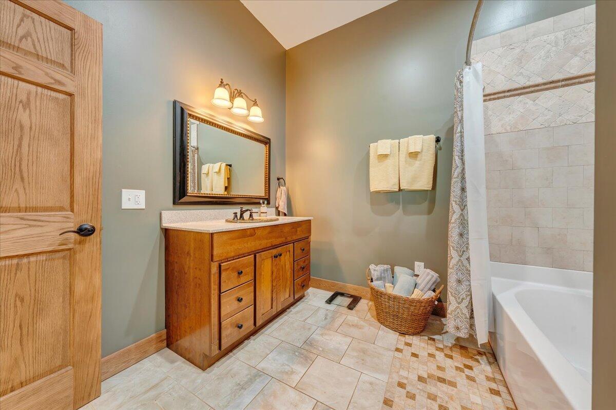 6966 Lobelia Road Hillsboro, WV 24946 - Photo 24 of 61 Gallery Image 24