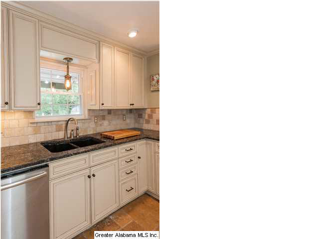 1094 Montevallo Road Leeds, AL 35094 - Photo 13 of 32