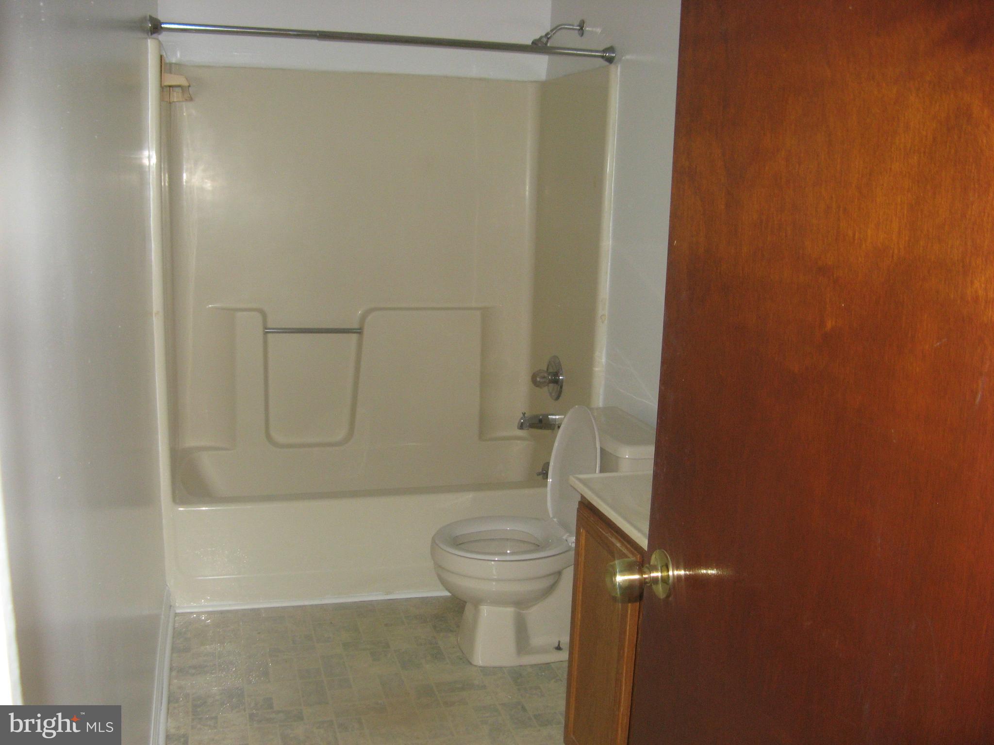 820 Locust Street, Unit 6 Stephens City, VA 22655 - Photo 5 of 8 Bathroom